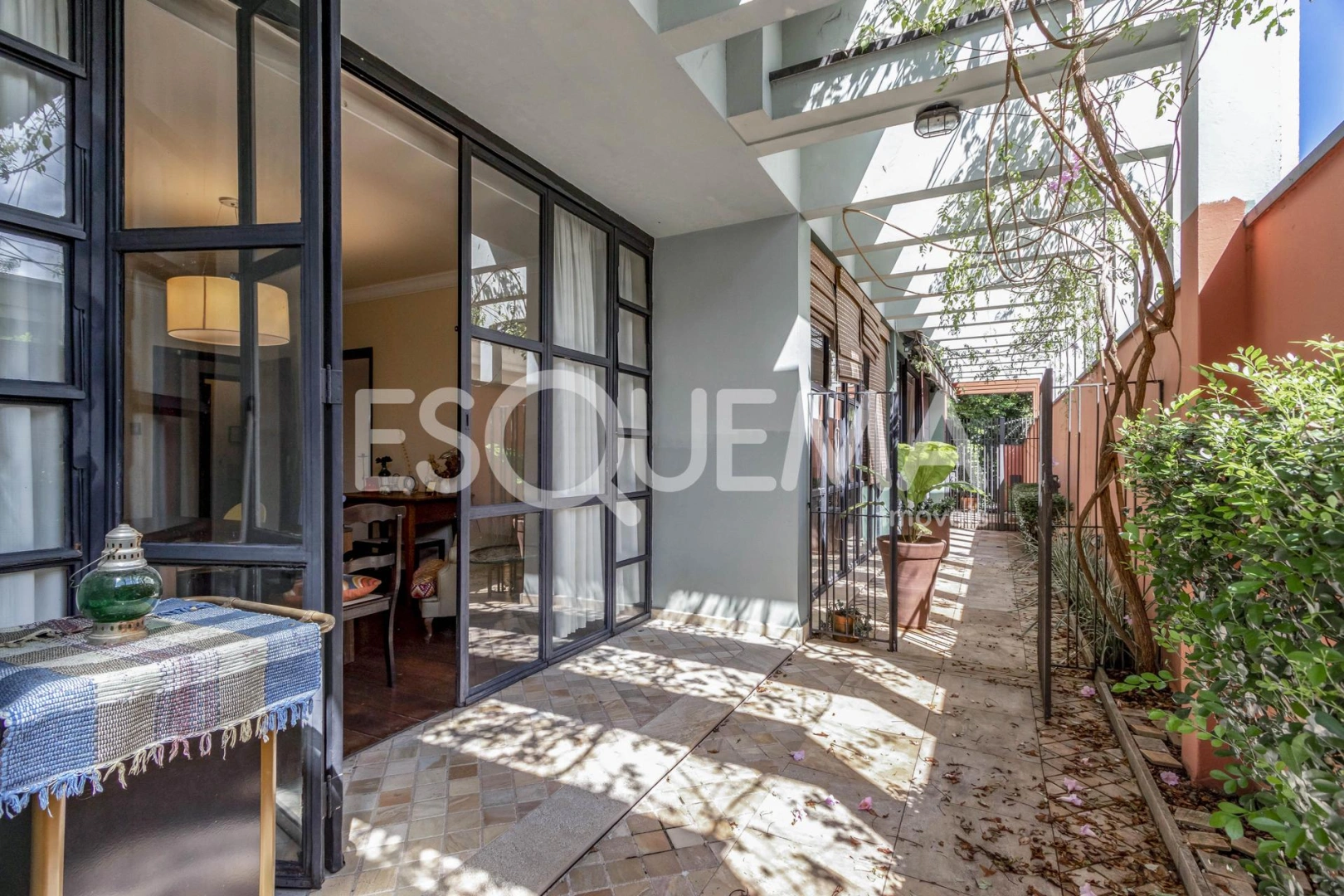 Casa em rua segura e arborizada - Imagem 7