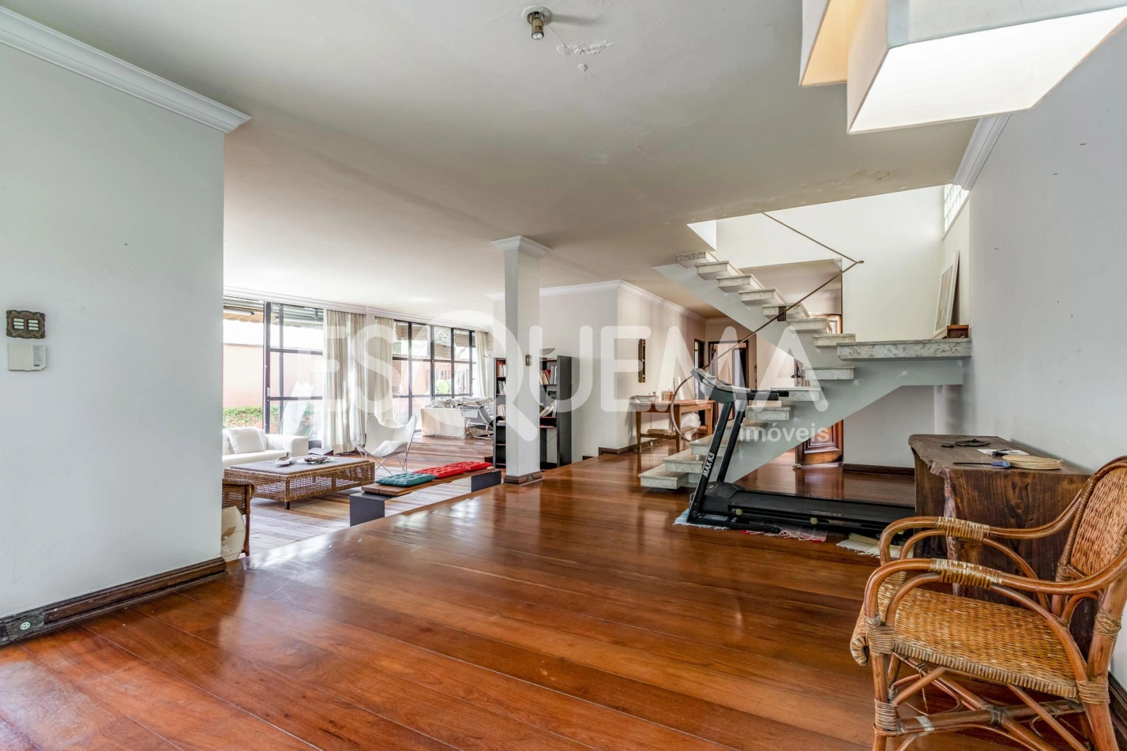 Casa em rua segura e arborizada - Imagem 9