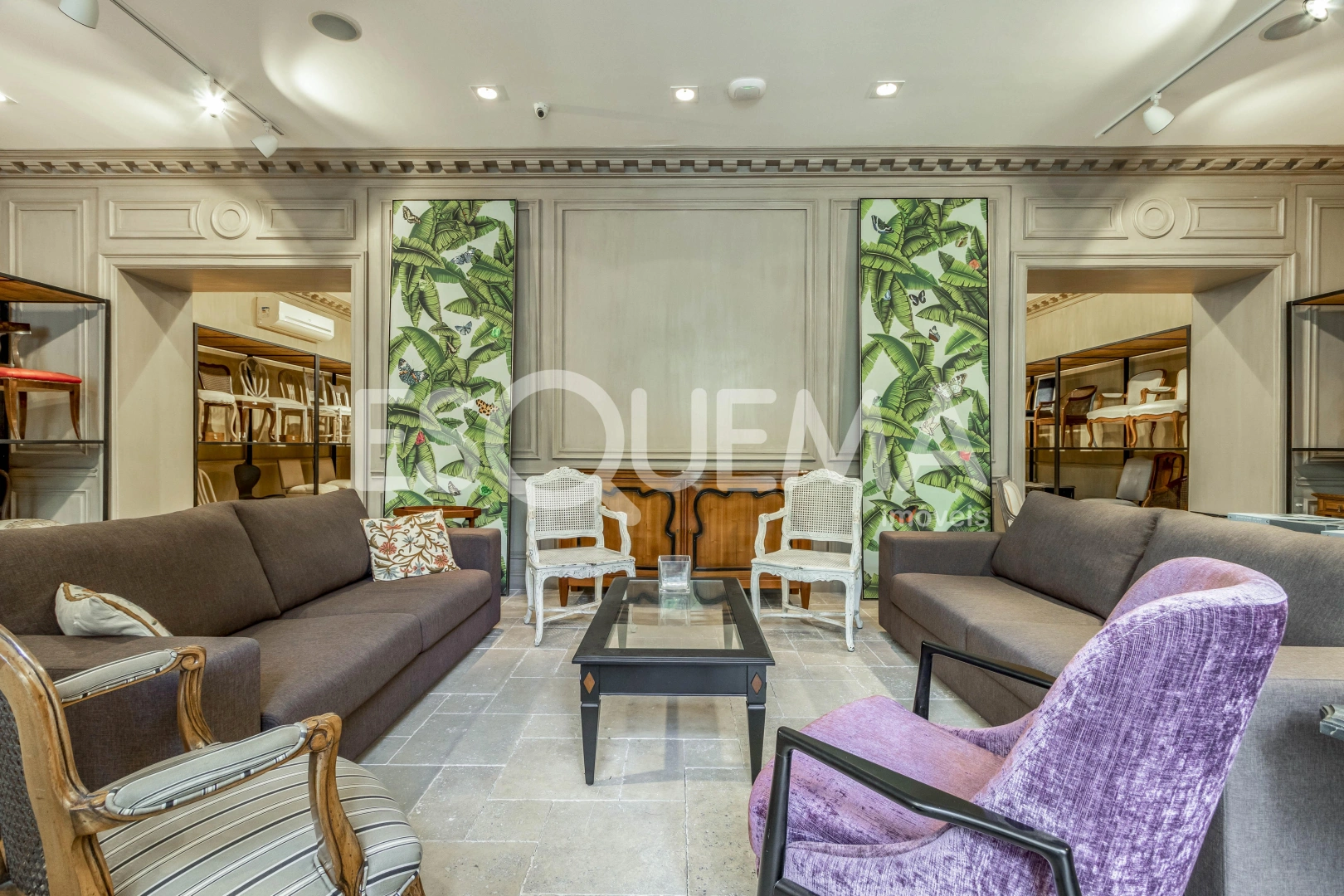 Loja com estilo clássico referência em decoração - Imagem 15