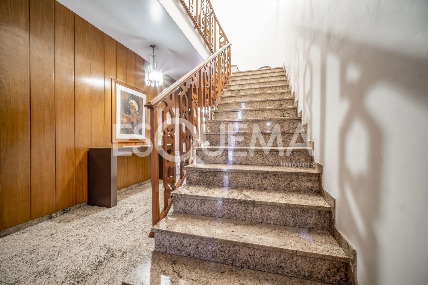 Amplo casa ampla em região arborizada - Imagem 7