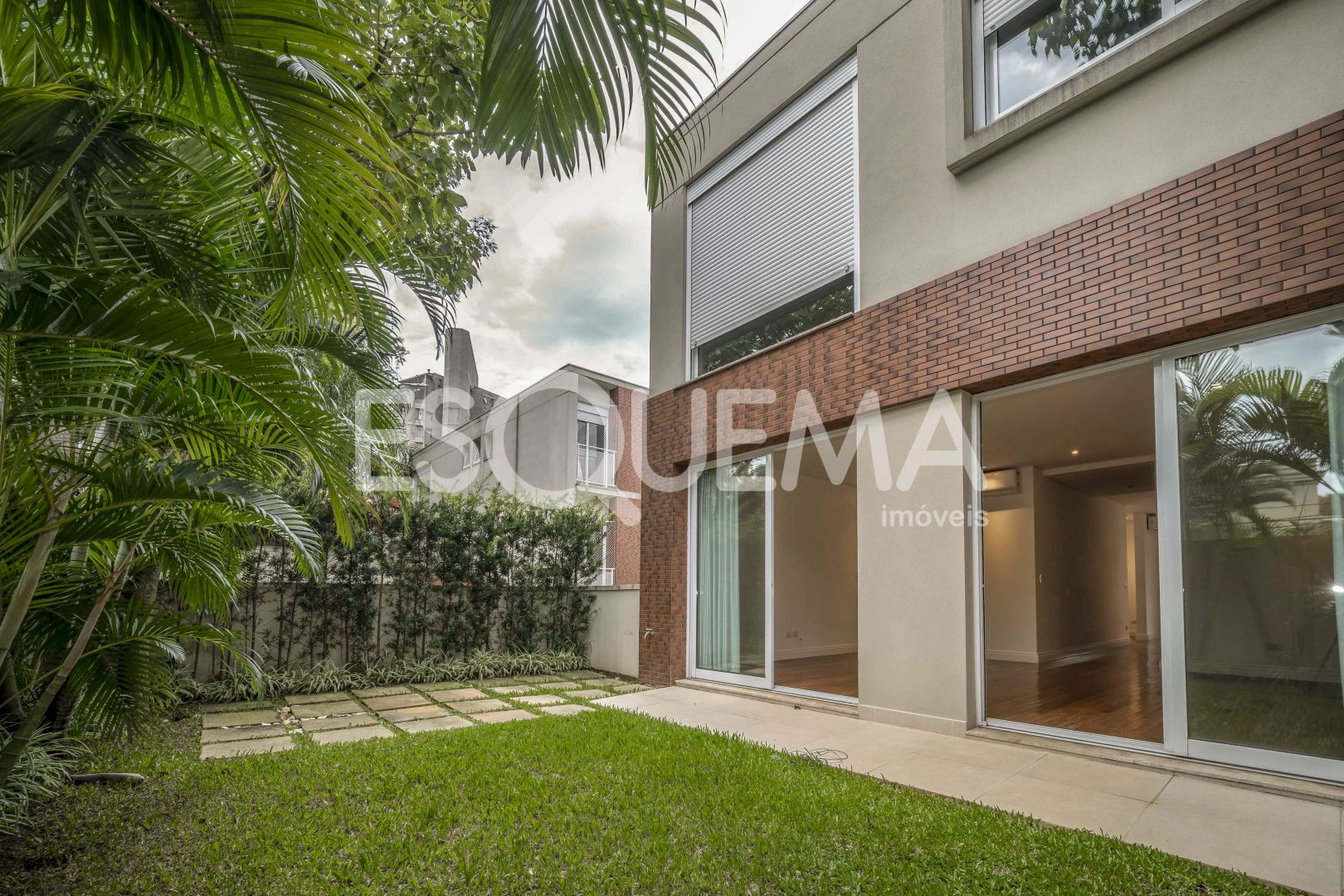 Casa semi-mobiliada em condomínio fechado - Imagem 2