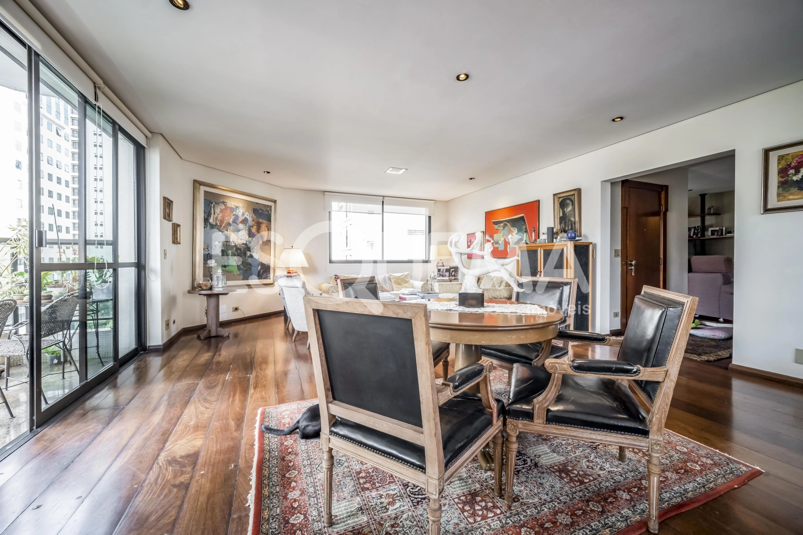 Apartamento confortável com ótima localização - Imagem 5
