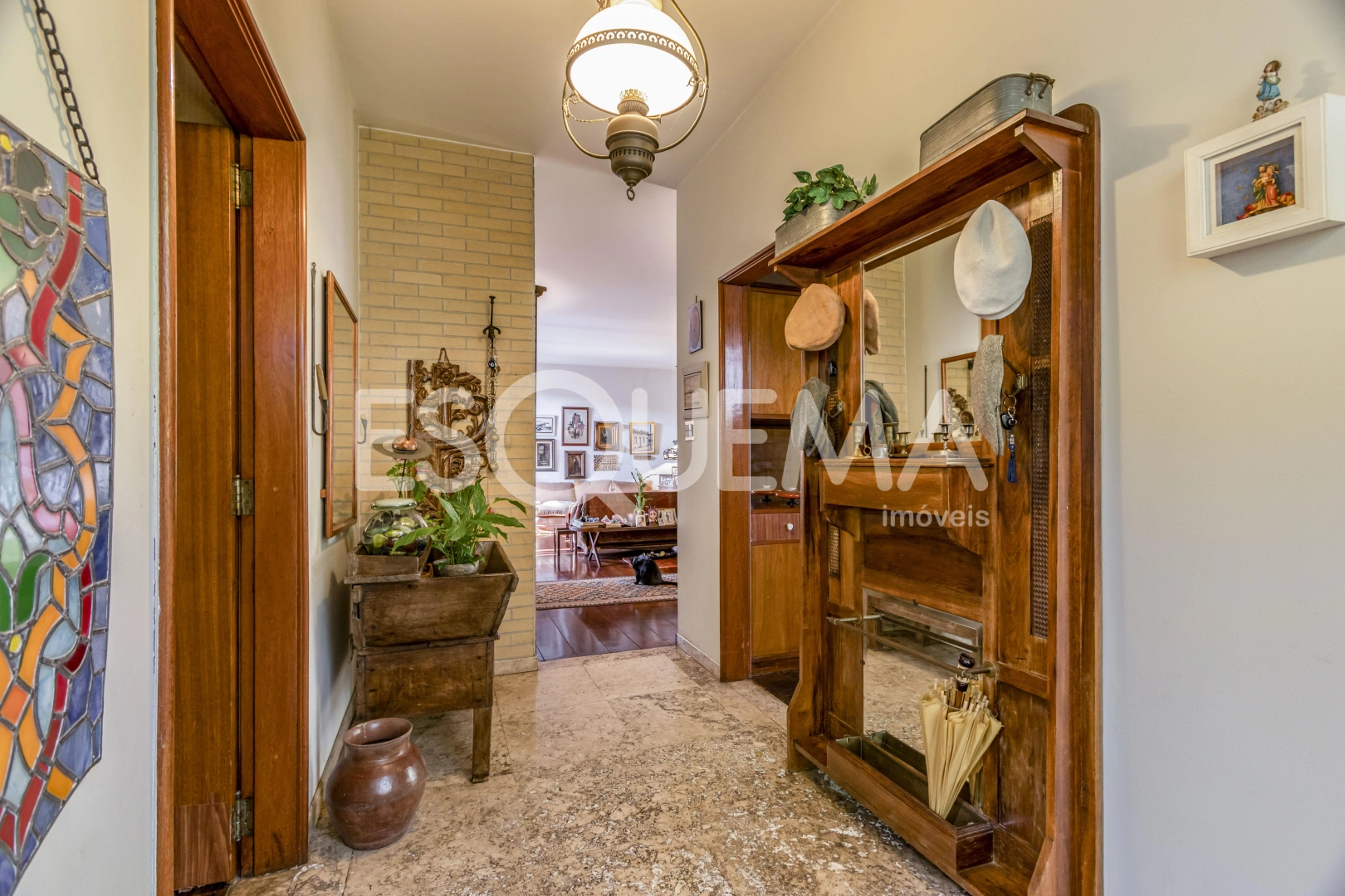 Casa térrea com excelente localização e segurança - Imagem 14