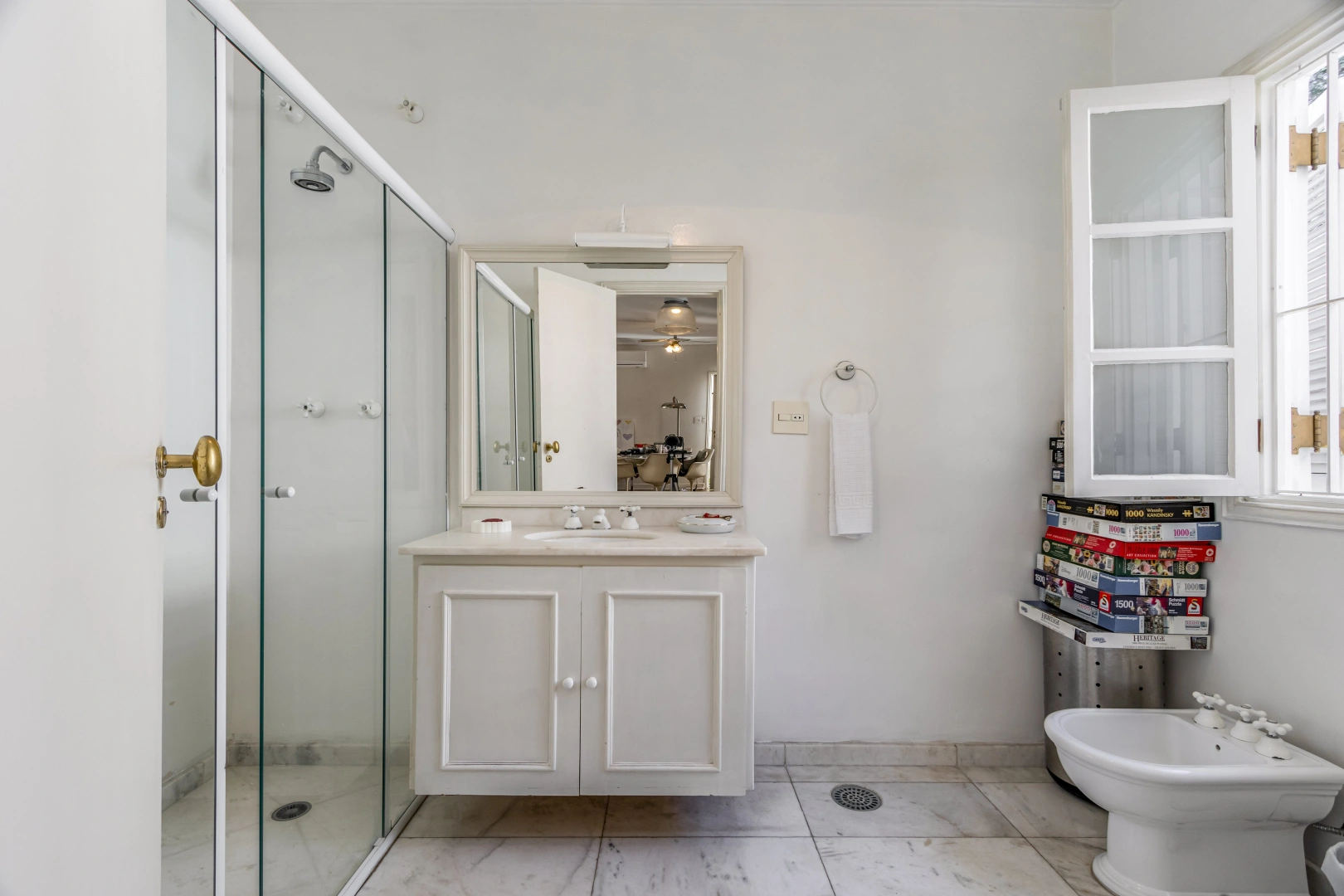 Casa em excelente localização e bairro valorizado - Imagem 14