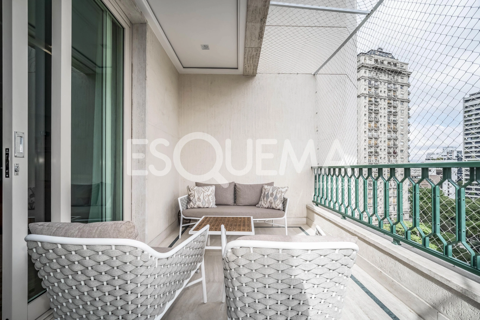 Apartamento duplex em localização privilegiada - Imagem 8