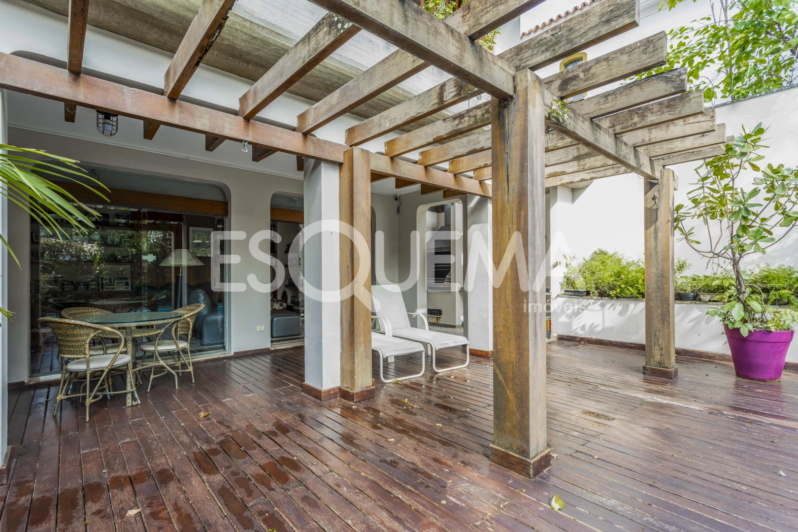 Casa em rua tranquila - Imagem 12