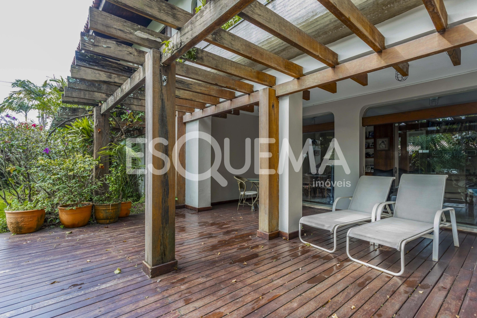 Casa em rua tranquila - Imagem 13
