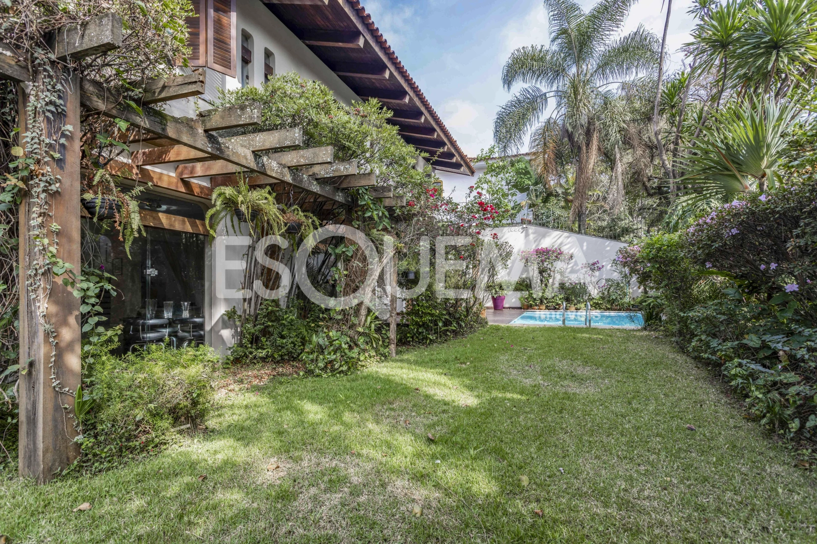 Casa em rua tranquila - Imagem 3