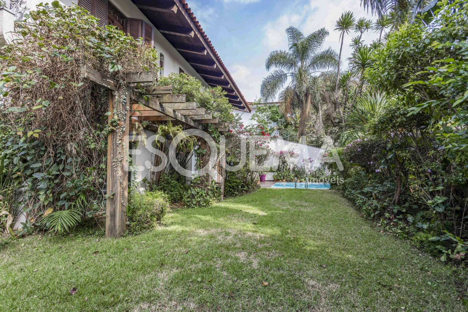 Casa em rua tranquila - Imagem 8
