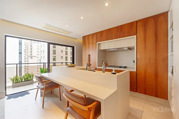 Cobertura duplex a passos da Faria Lima, Clube Pinheiros e Iguatemi
