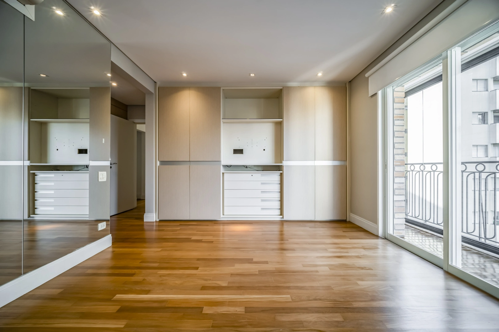 Apartamento reformado em bairro nobre - Imagem 12