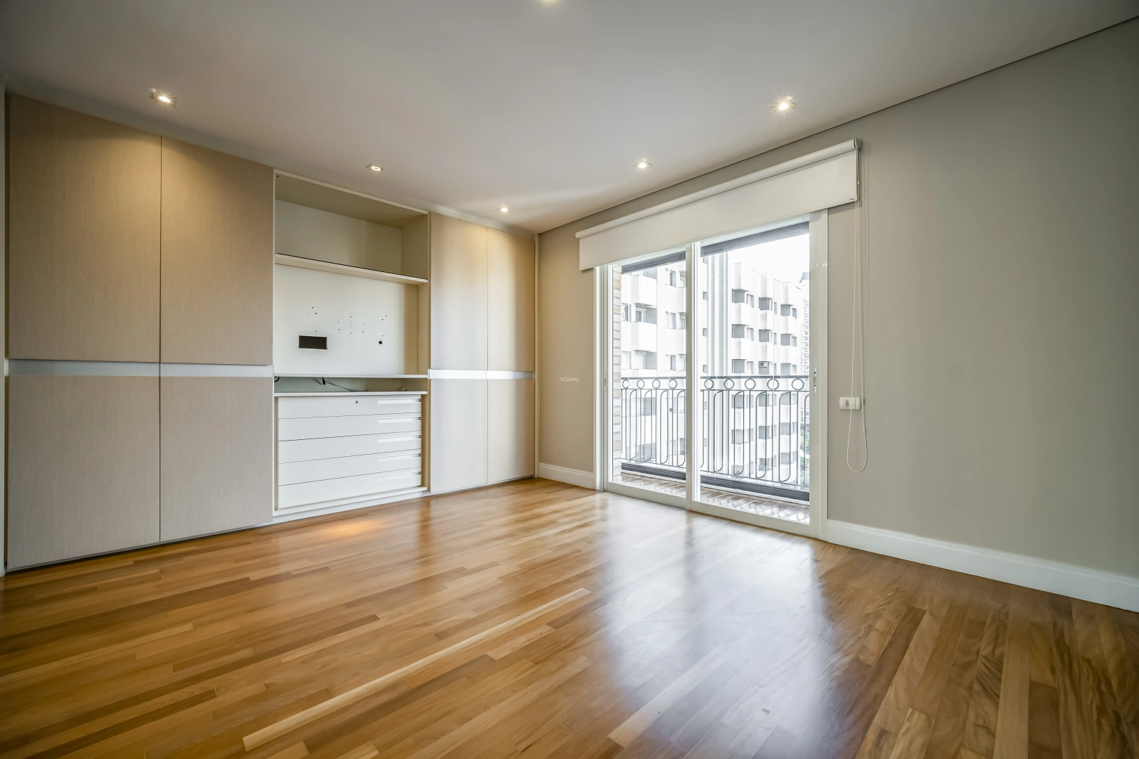 Apartamento reformado em bairro nobre - Imagem 13