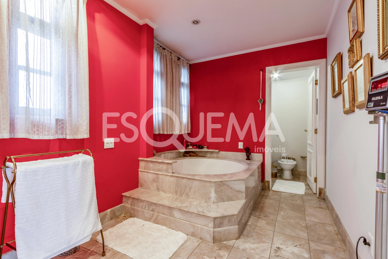 Apartamento amplo em um dos edifícios mais procurados do bairro - Imagem 13