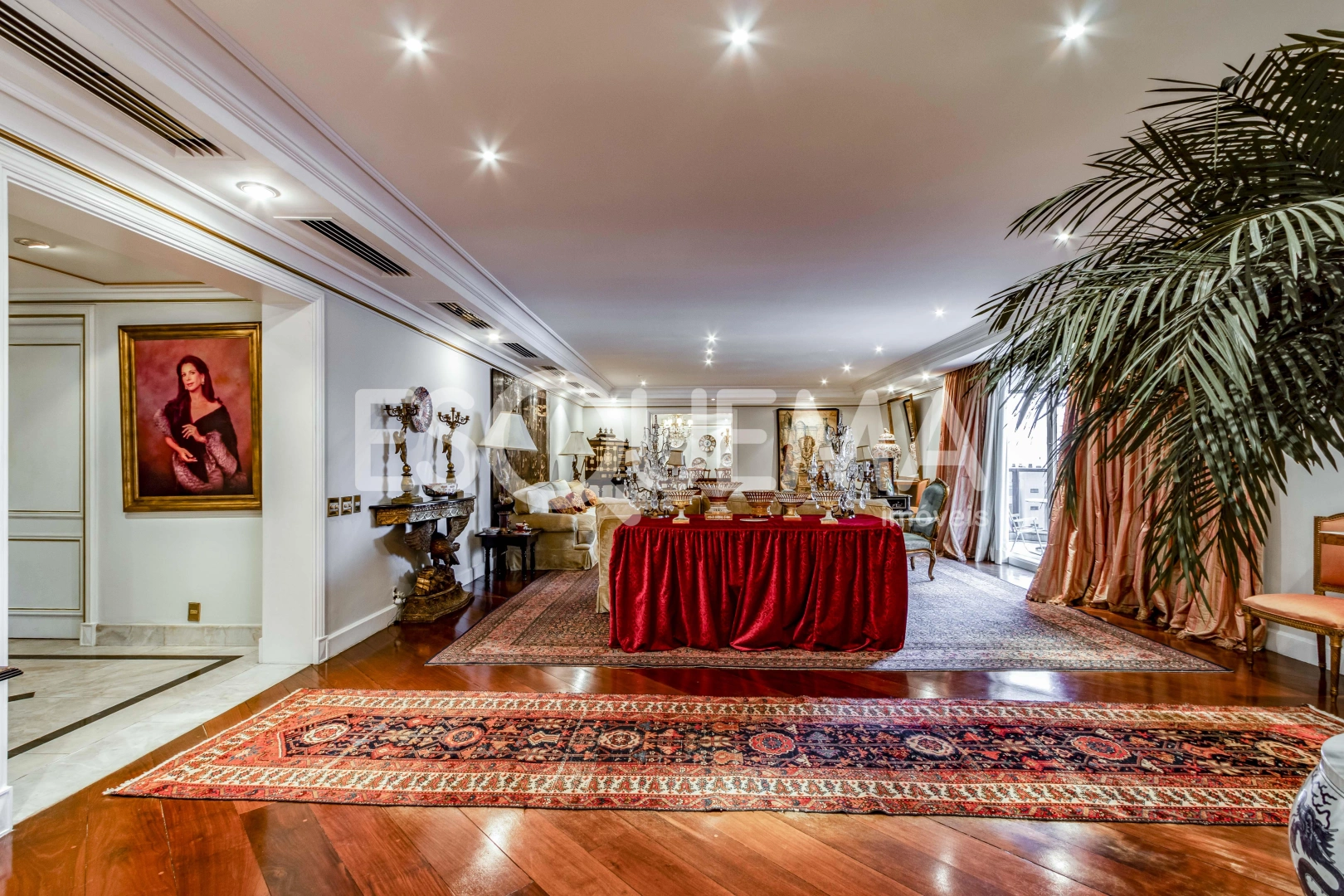 Apartamento amplo em um dos edifícios mais procurados do bairro - Imagem 5