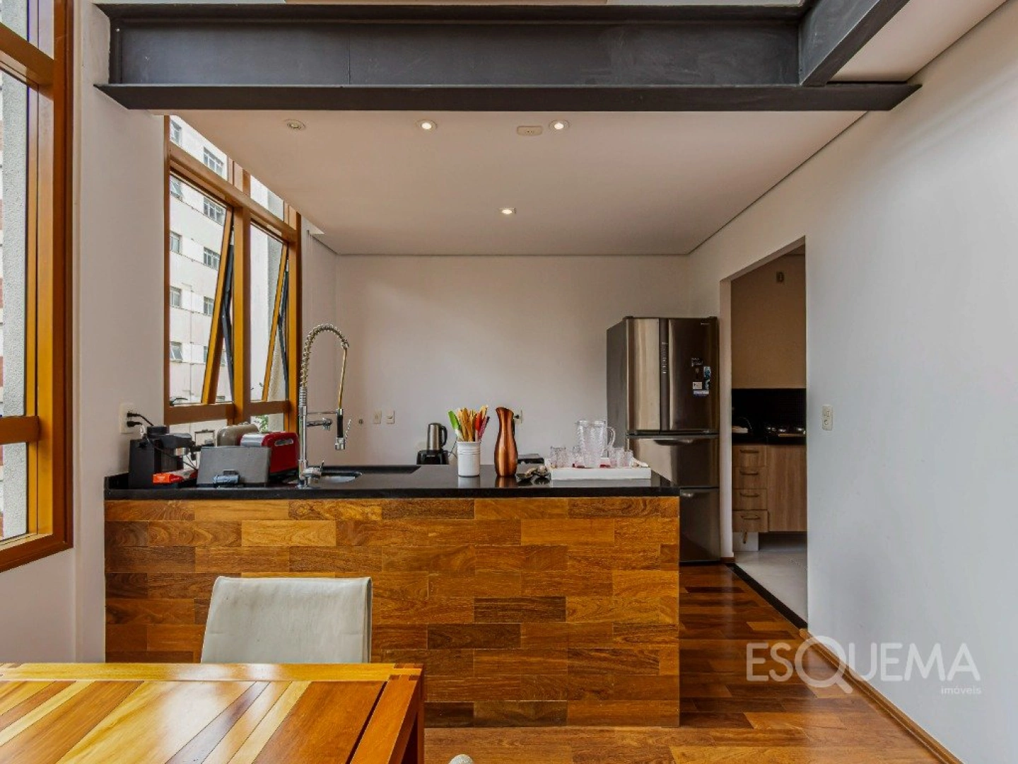 Apartamento com pé-direito duplo, em condomínio exclusivo de Pinheiros - Imagem 12