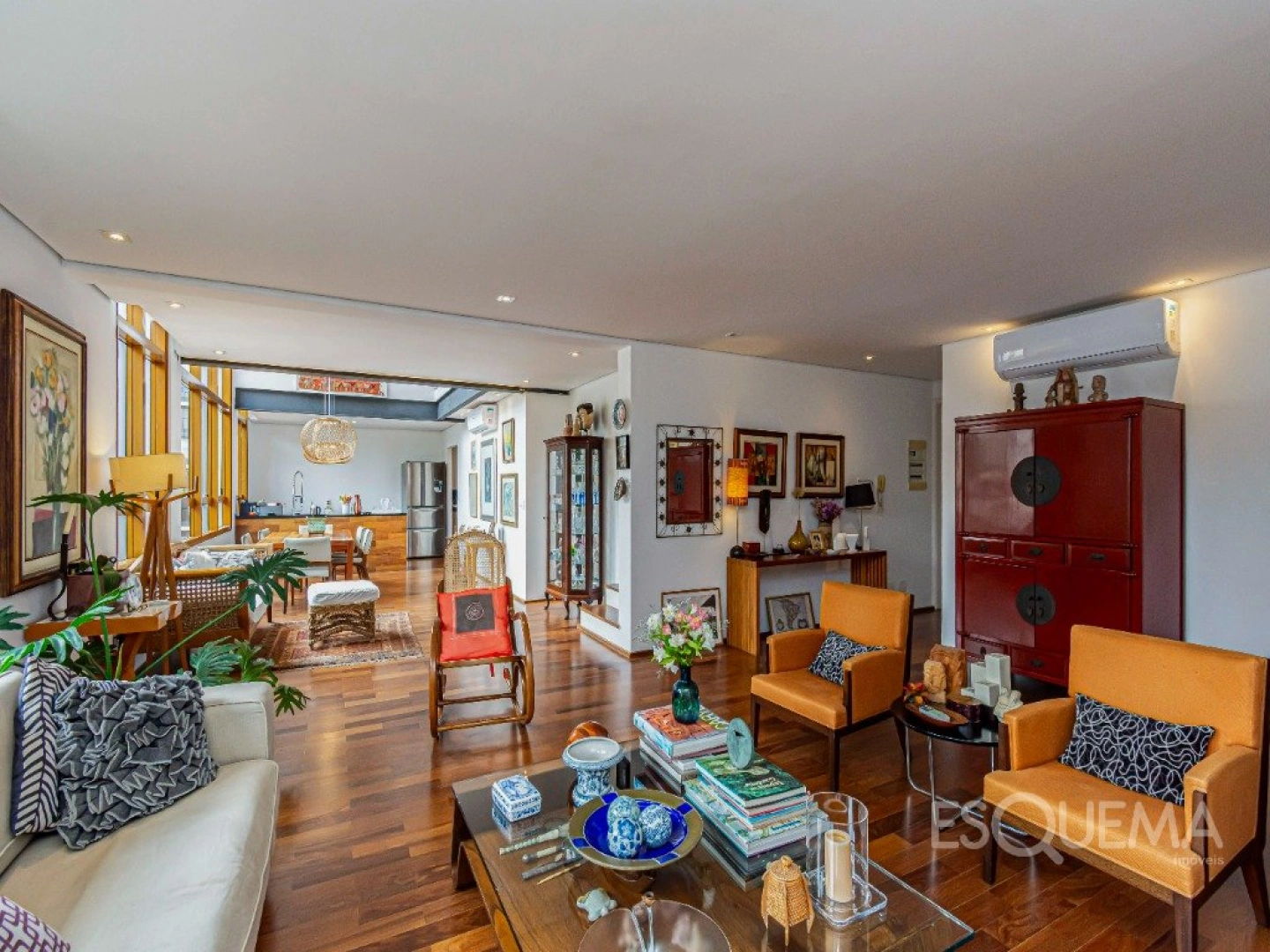 Apartamento com pé-direito duplo, em condomínio exclusivo de Pinheiros - Imagem 2