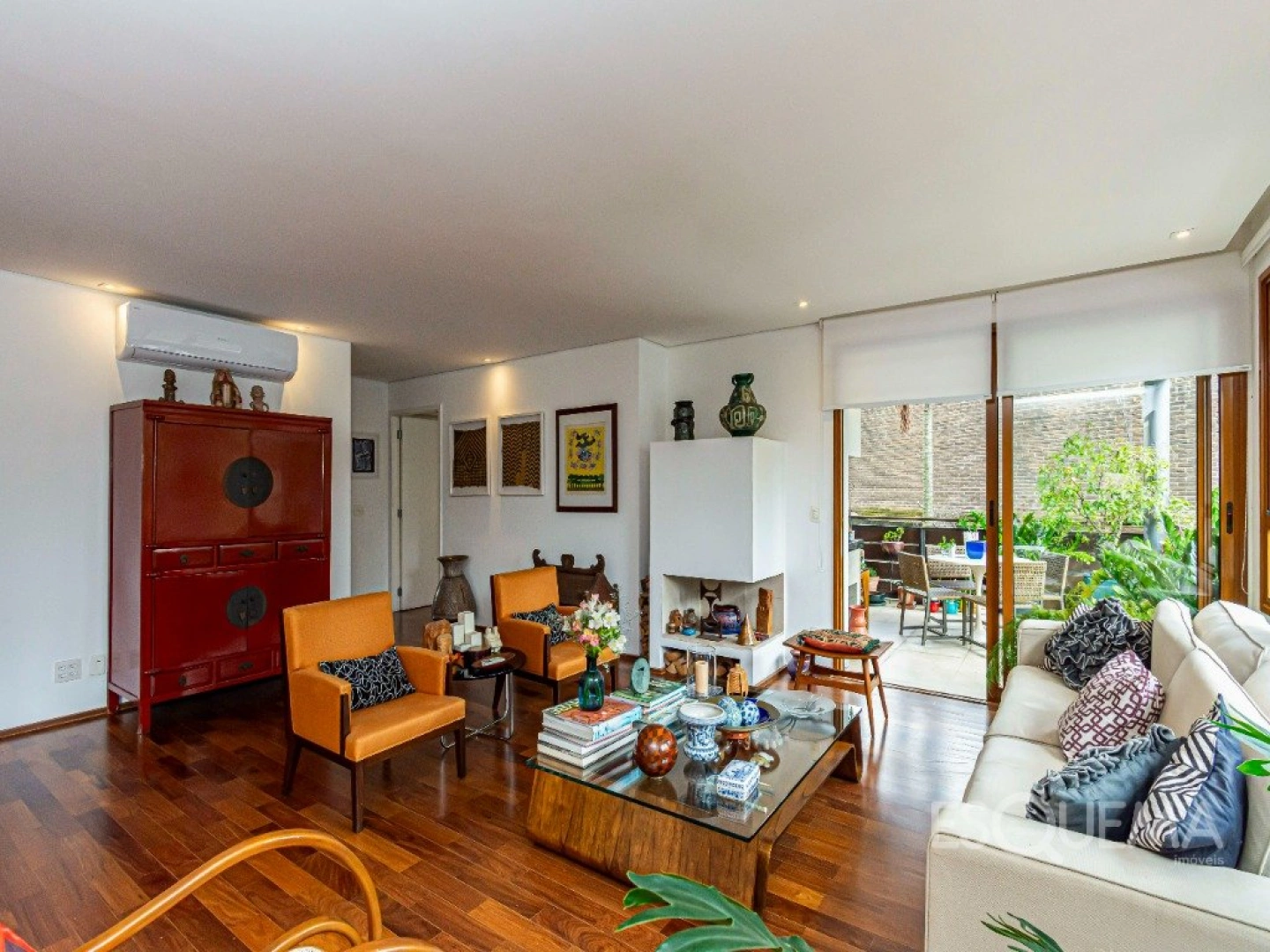 Apartamento com pé-direito duplo, em condomínio exclusivo de Pinheiros - Imagem 6