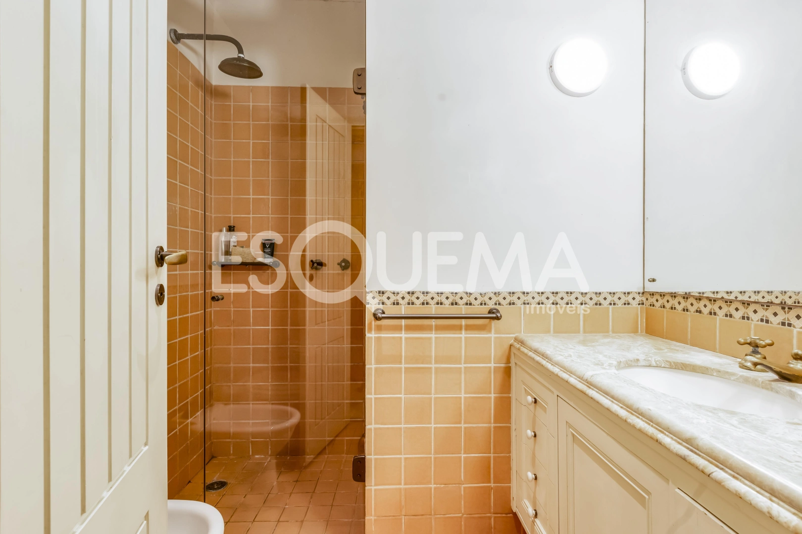 Casa em rua fechada - Imagem 11