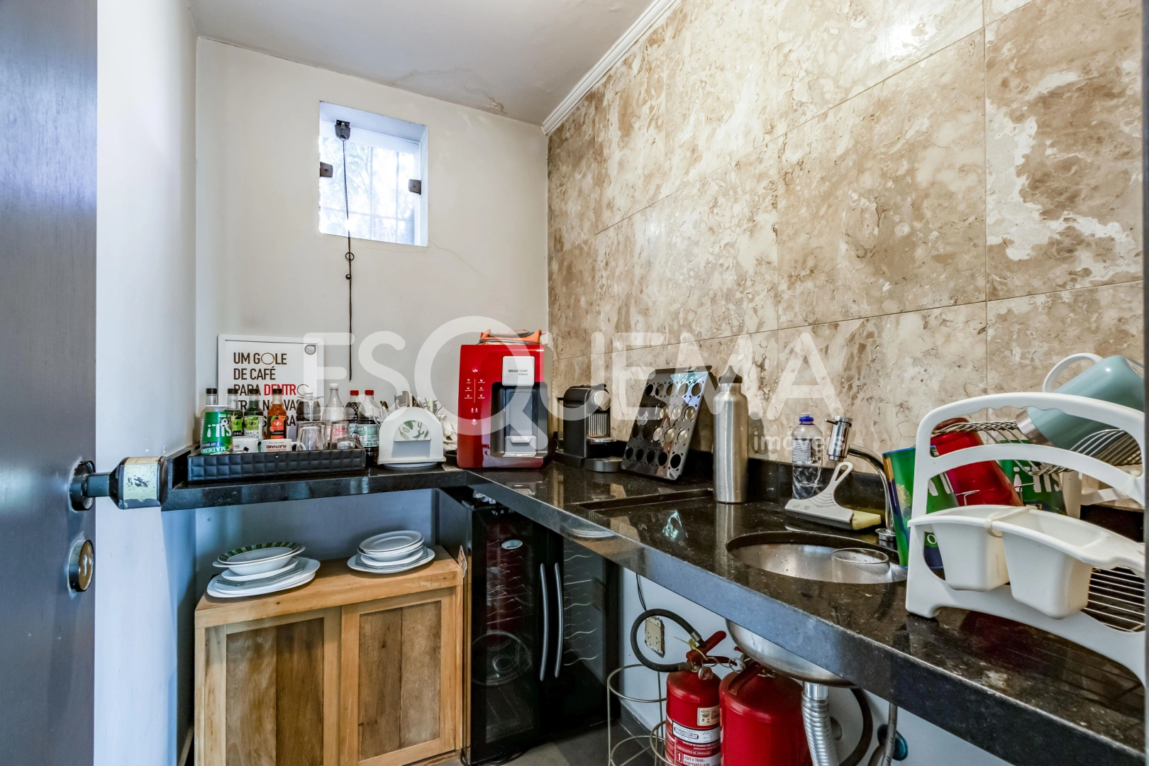 Casa com ótima planta para uso comercial ou residencial - Imagem 13