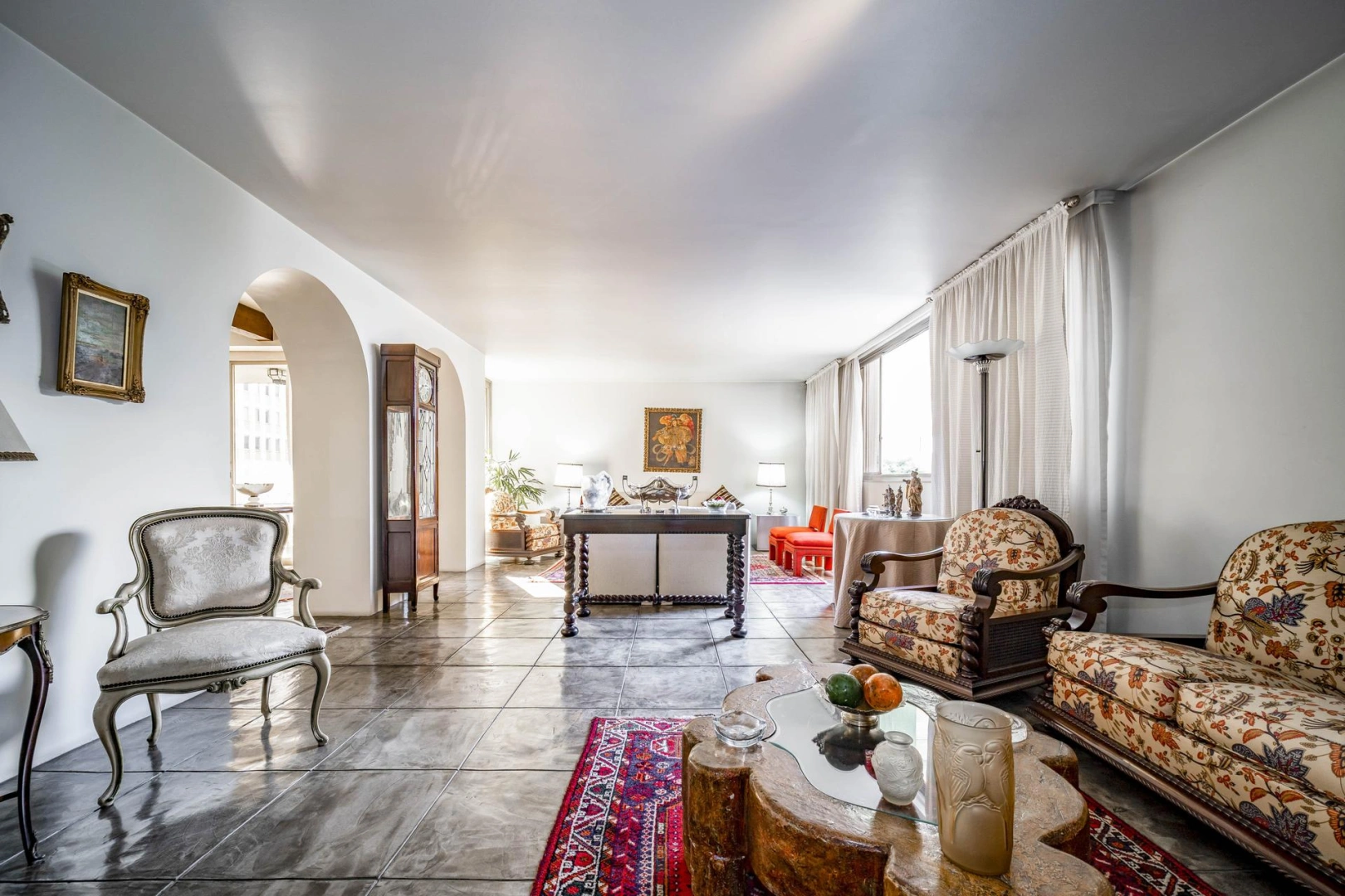Apartamento amplo em rua cobiçada do Itaim Bibi - Imagem 15