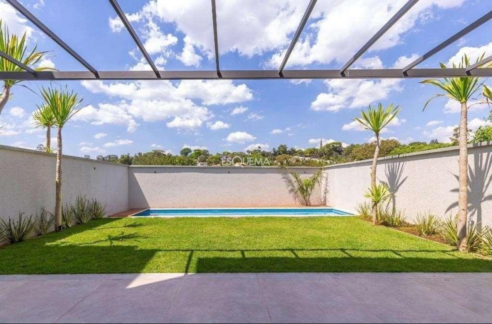 Casa moderna em condomínio fechado - Imagem 14