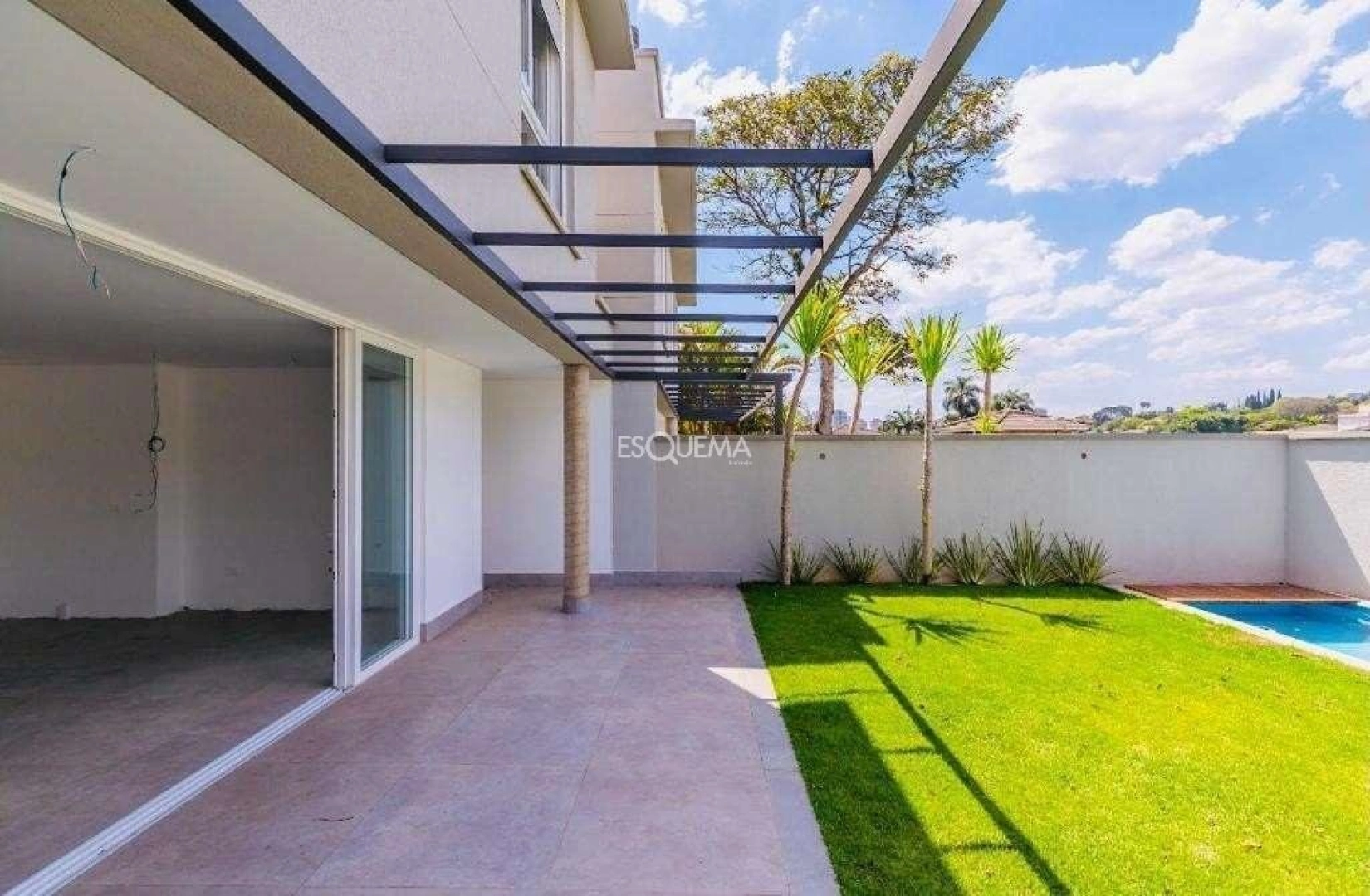 Casa moderna em condomínio fechado - Imagem 15