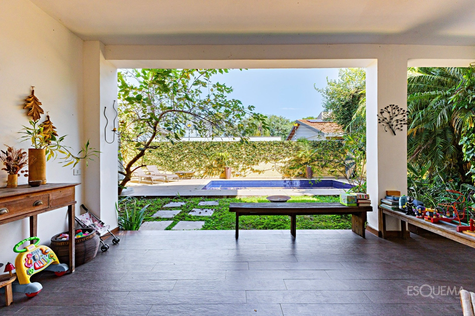 Casa em ótima localização do bairro - Imagem 3