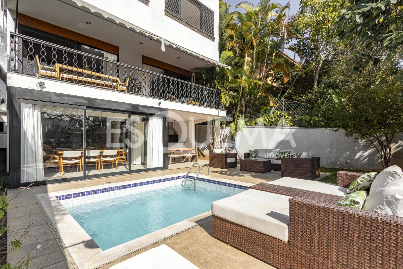 Casa recém-reformada em rua tranquila - Imagem 3