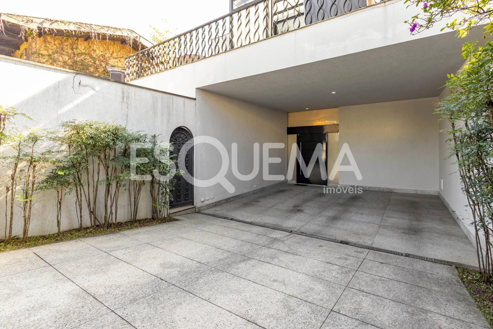Casa recém-reformada em rua tranquila - Imagem 4