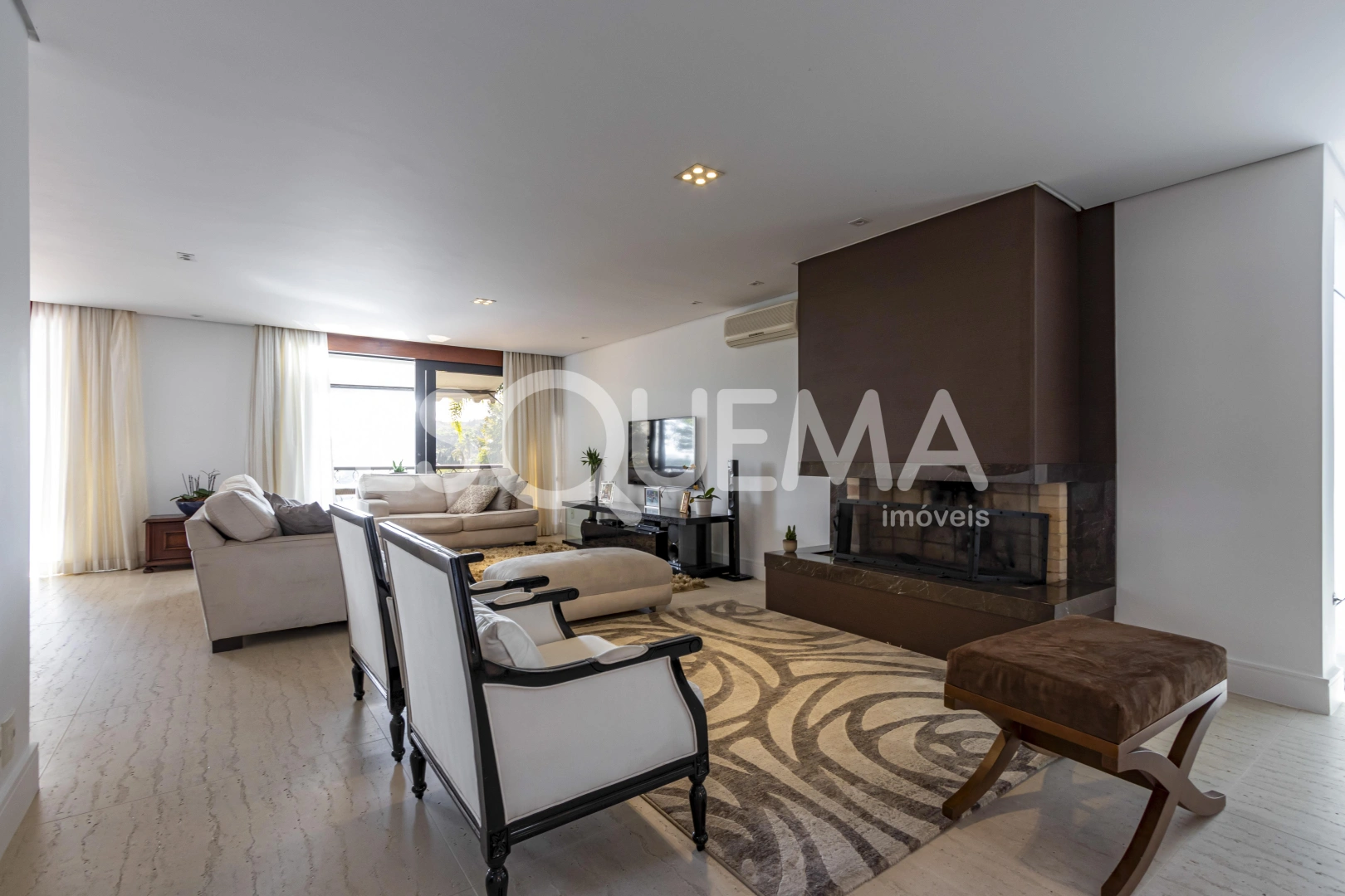 Casa recém-reformada em rua tranquila - Imagem 7