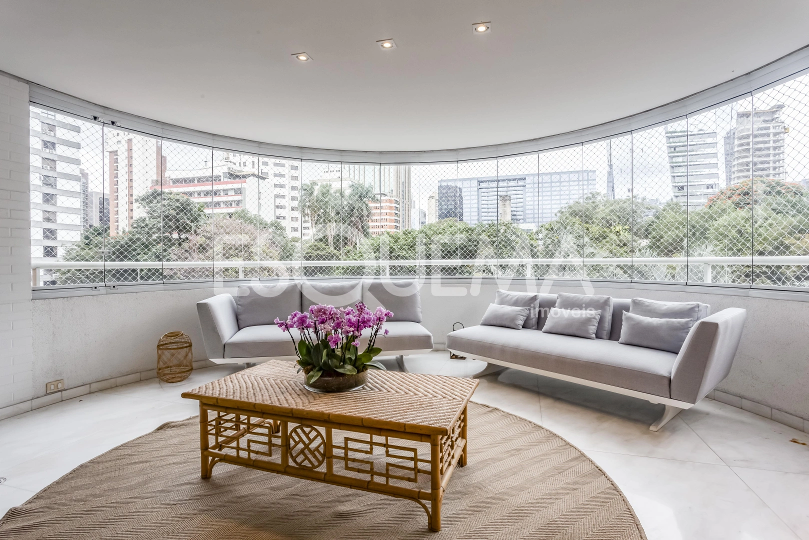 Apartamento em prédio moderno - Imagem 5