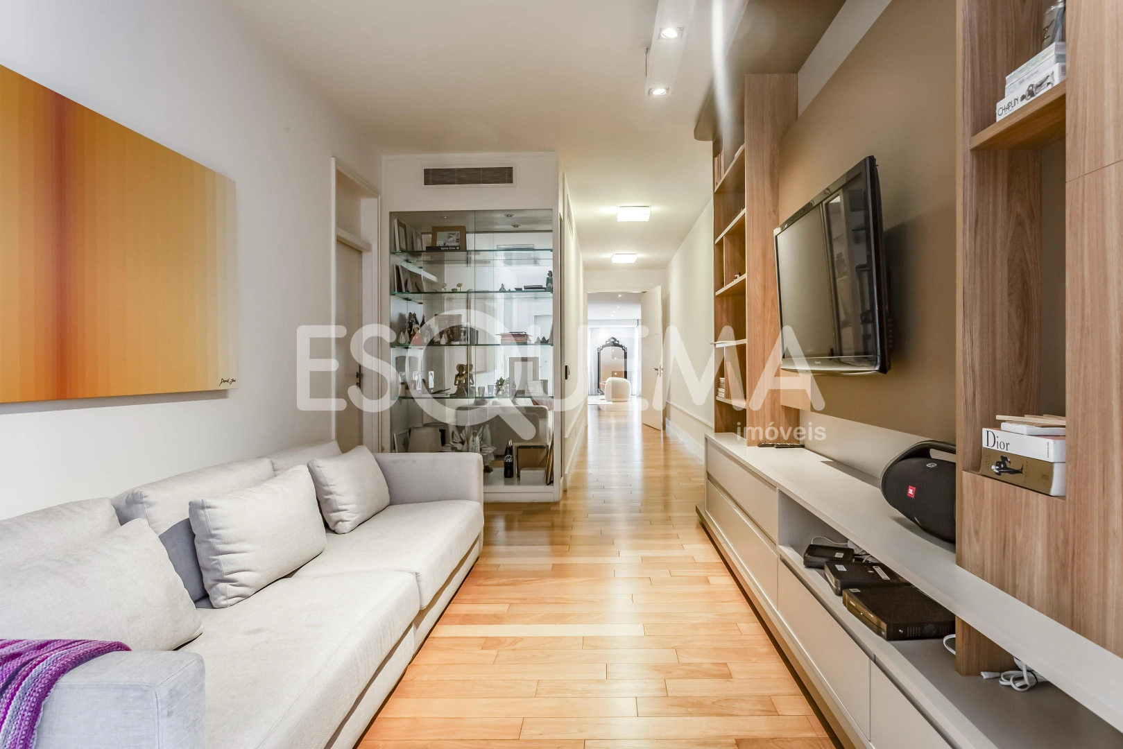 Apartamento em prédio moderno - Imagem 7