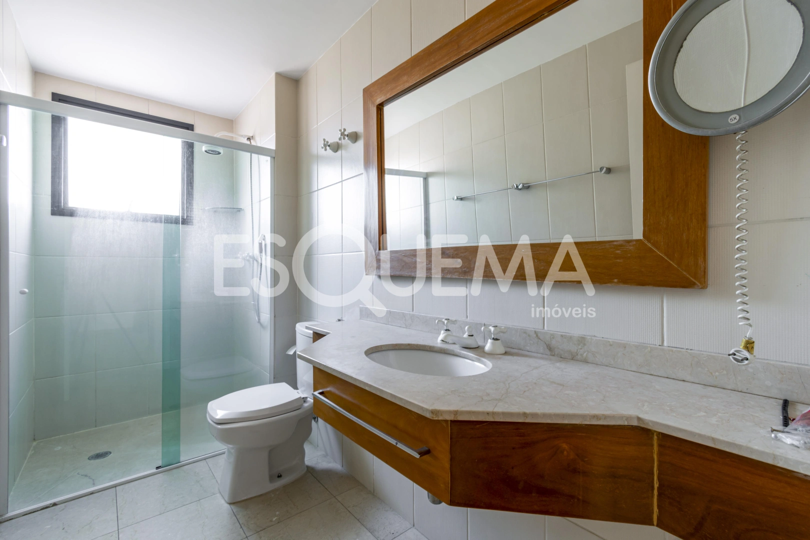 Apartamento amplo com ótima localização - Imagem 15