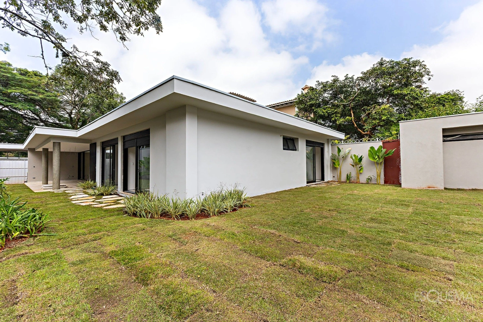 Casa térrea em excelente localização - Imagem 15