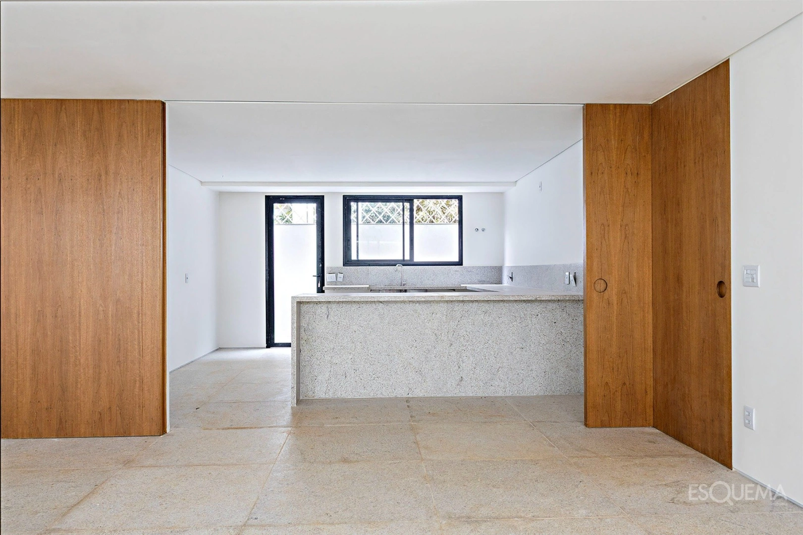 Casa térrea em excelente localização - Imagem 7