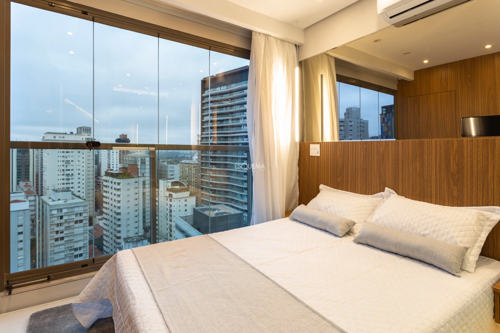 Cobertura compacta e contemporânea com vista para São Paulo - Imagem 14