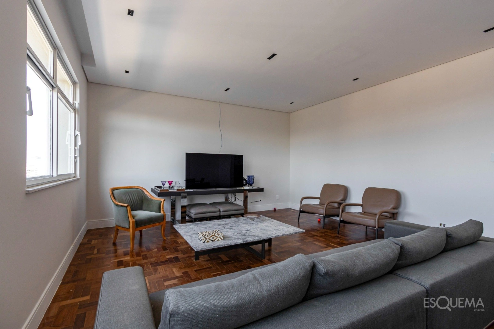 Apartamento para locação em um dos edifícios mais desejados do Jardim Europa - Imagem 2