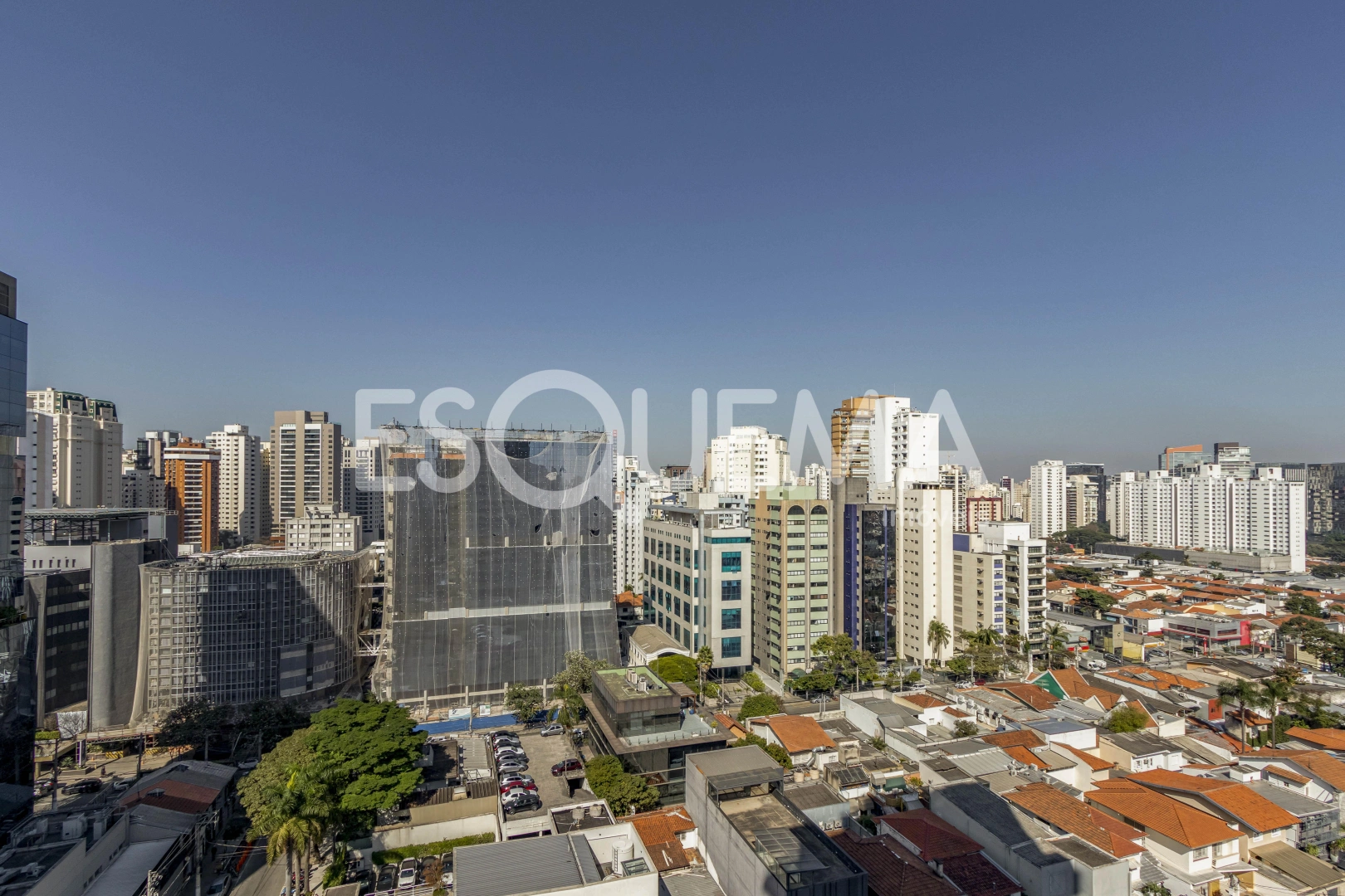 Apartamento luxuoso em ótima localização - Imagem 11