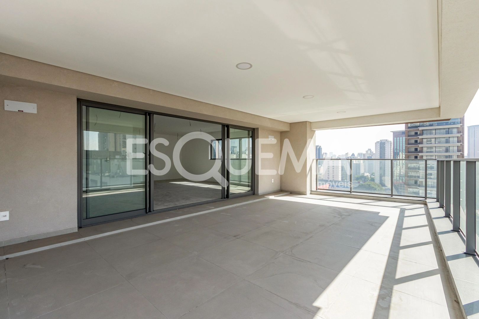 Apartamento luxuoso em ótima localização - Imagem 3