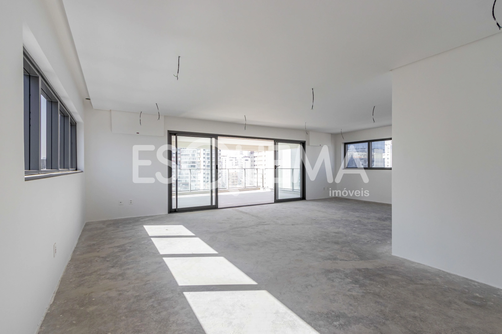 Apartamento luxuoso em ótima localização - Imagem 4