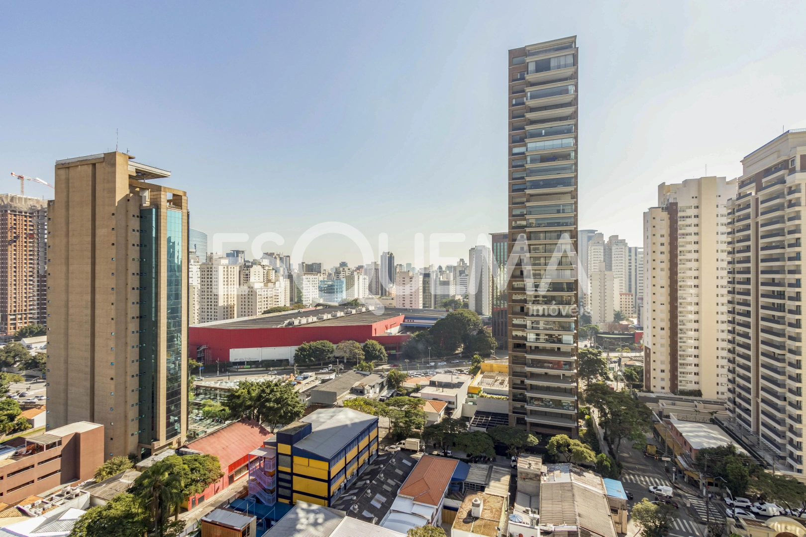 Apartamento luxuoso em ótima localização - Imagem 5