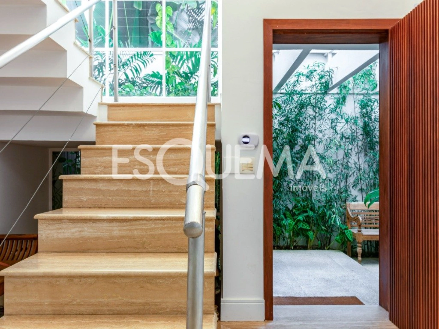 Casa com projeto contemporâneo - Imagem 1