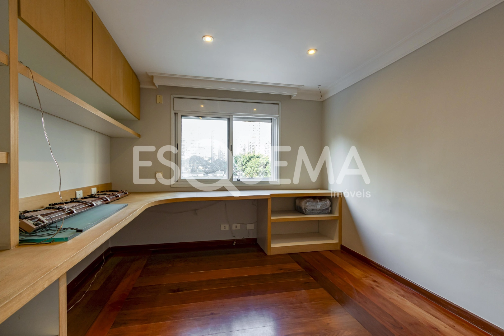 Apartamento em prédio procurado com excelente localização - Imagem 10