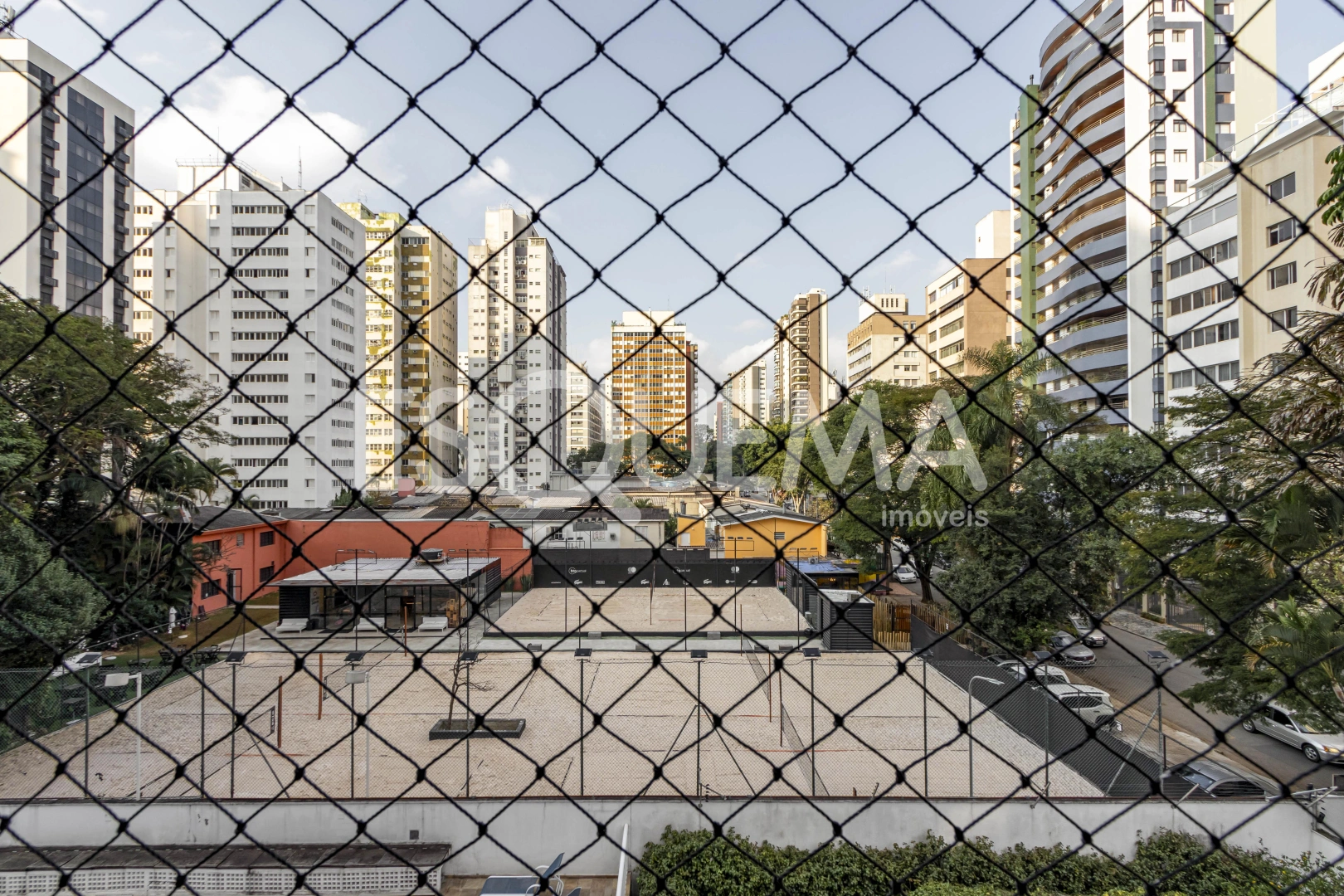 Apartamento em prédio procurado com excelente localização - Imagem 4