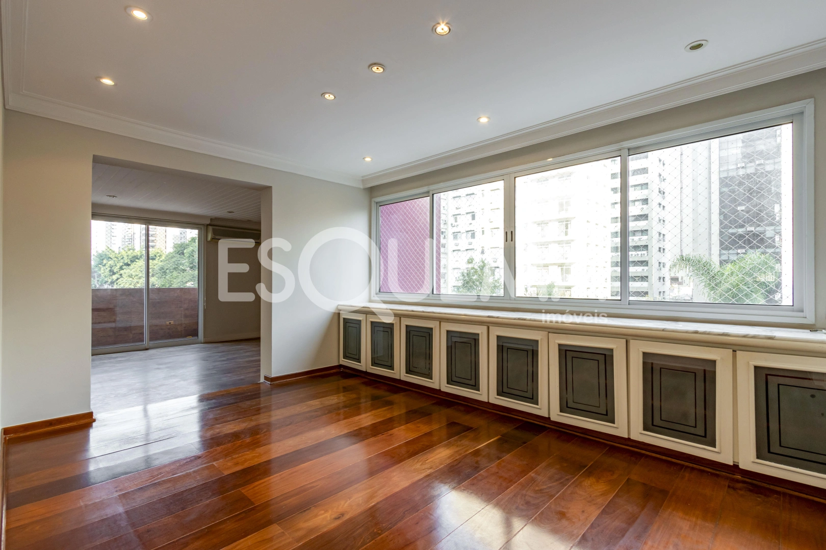 Apartamento em prédio procurado com excelente localização - Imagem 9
