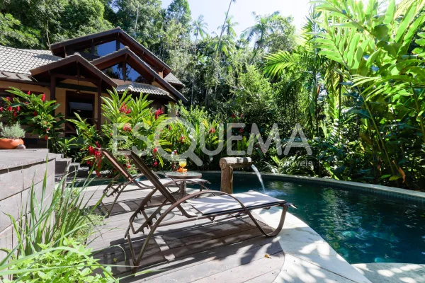 Casa espaçosa no condomínio Sítio São Pedro