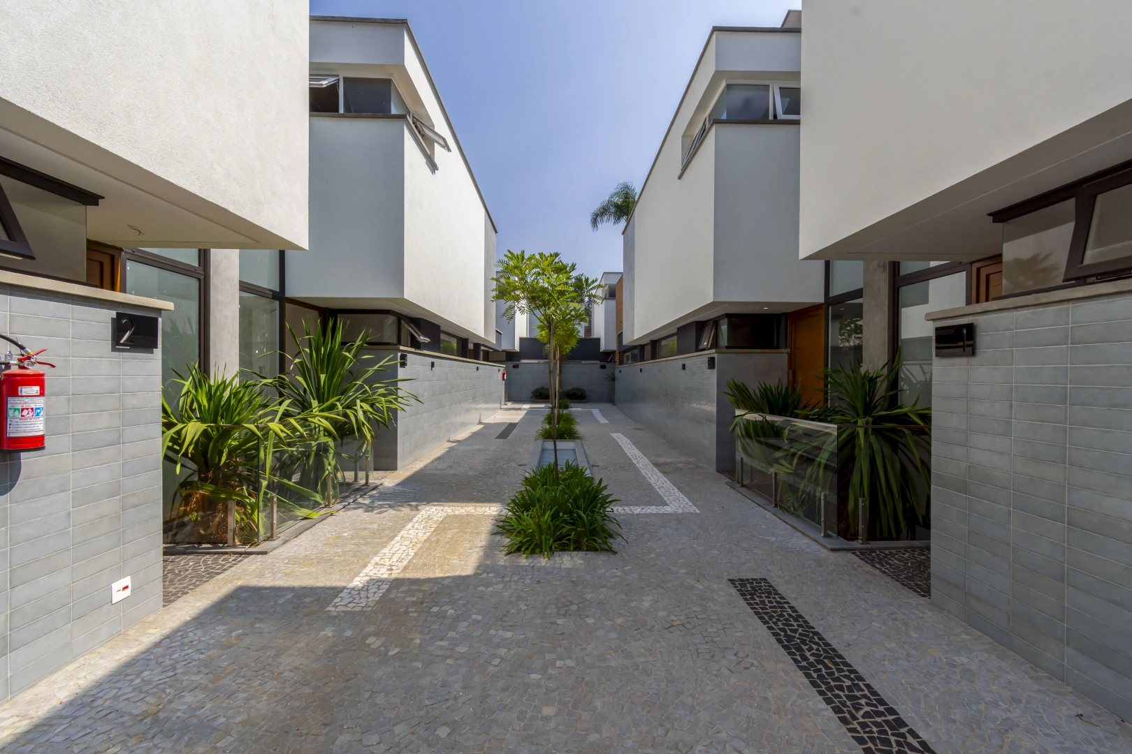 Casa nova em condomínio fechado - Imagem 15