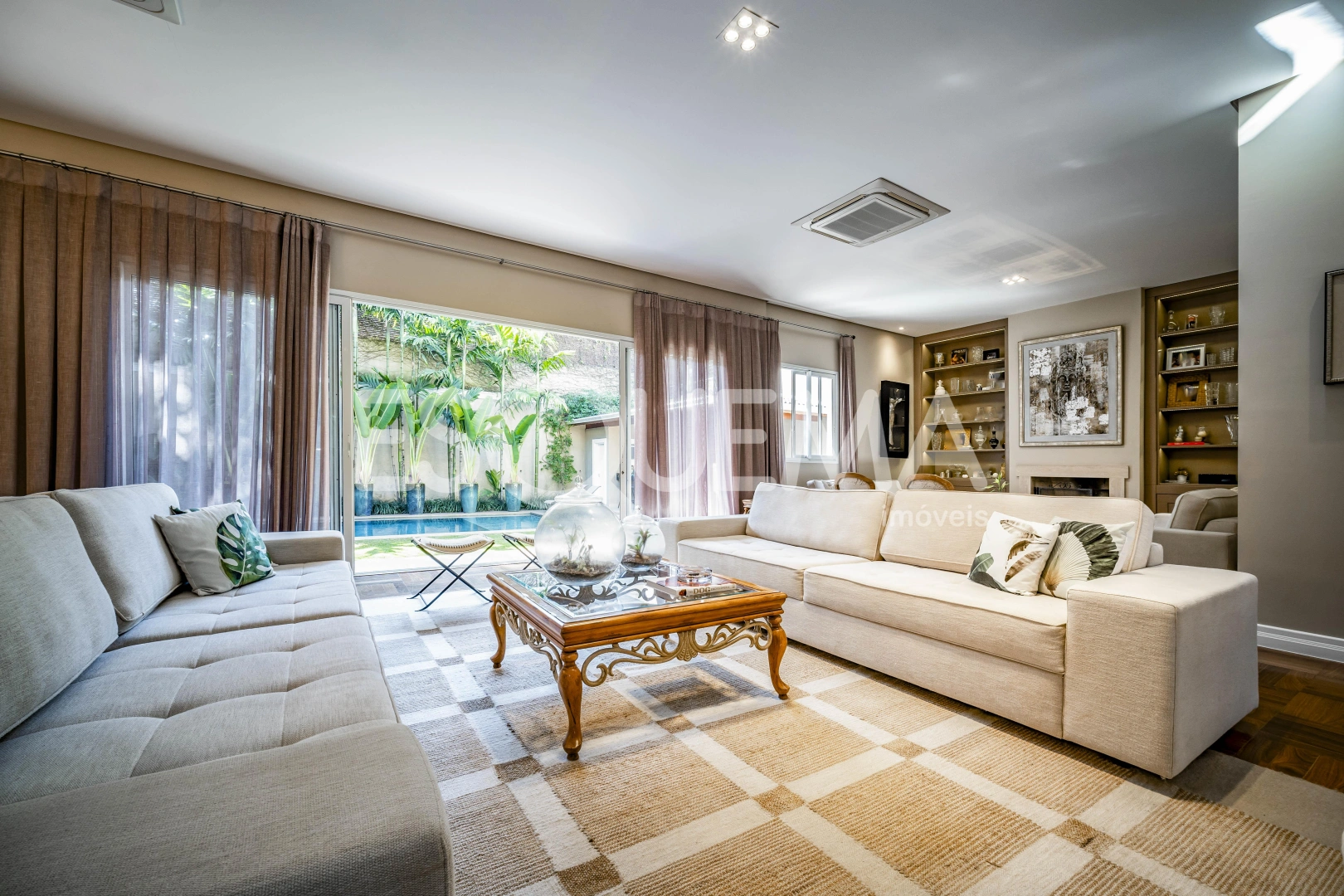 Casa em estilo clássico - Imagem 13