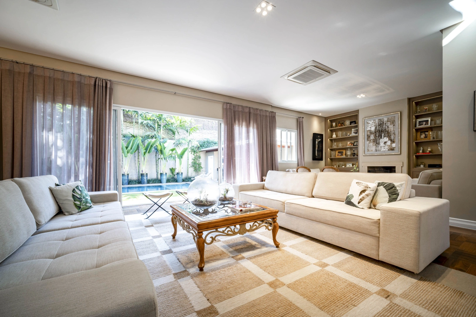 Casa em estilo clássico - Imagem 2