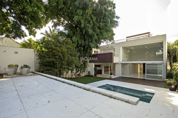 Casa moderna no Jardim Paulista para locação